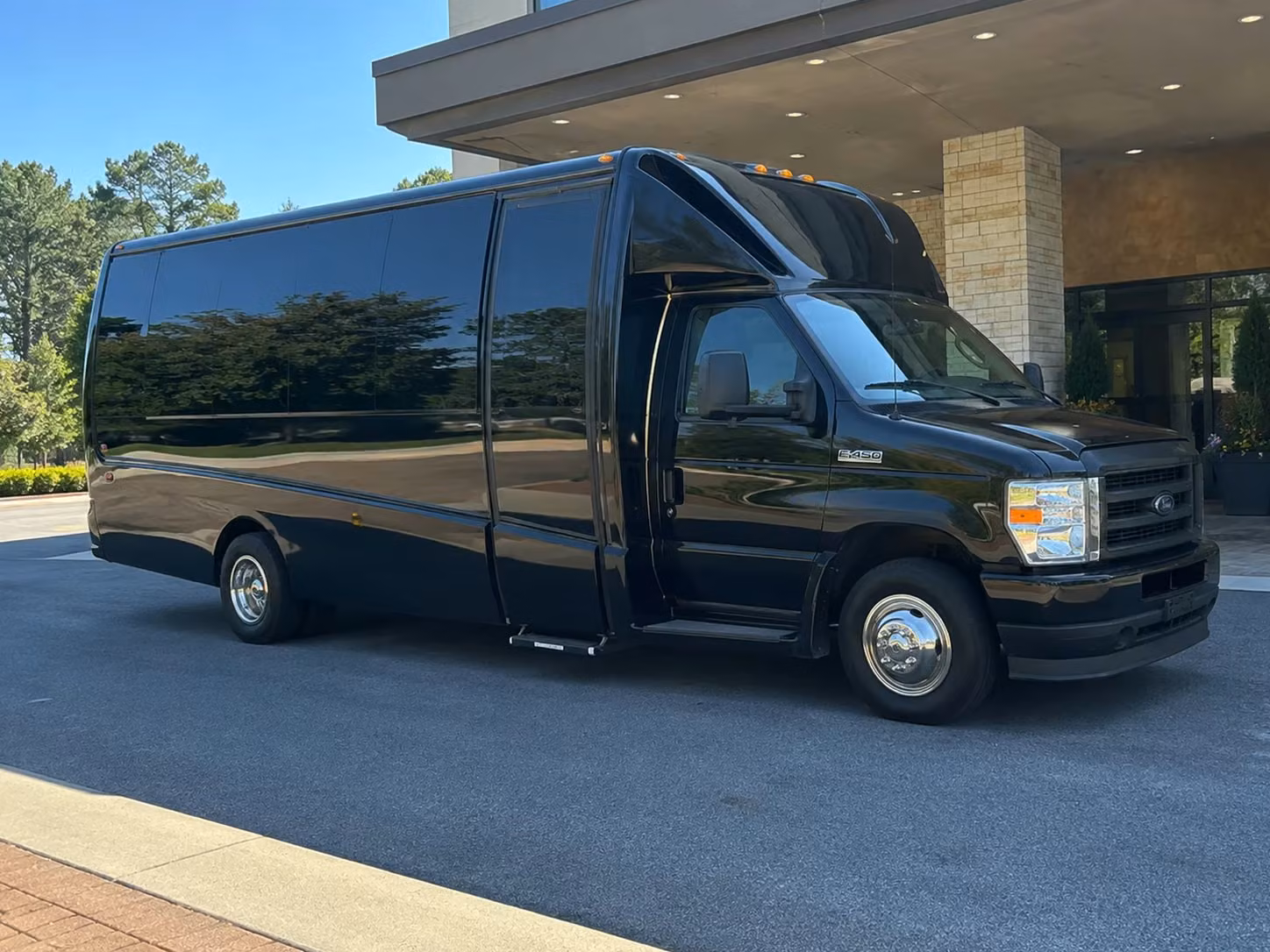 18 passenger minibus