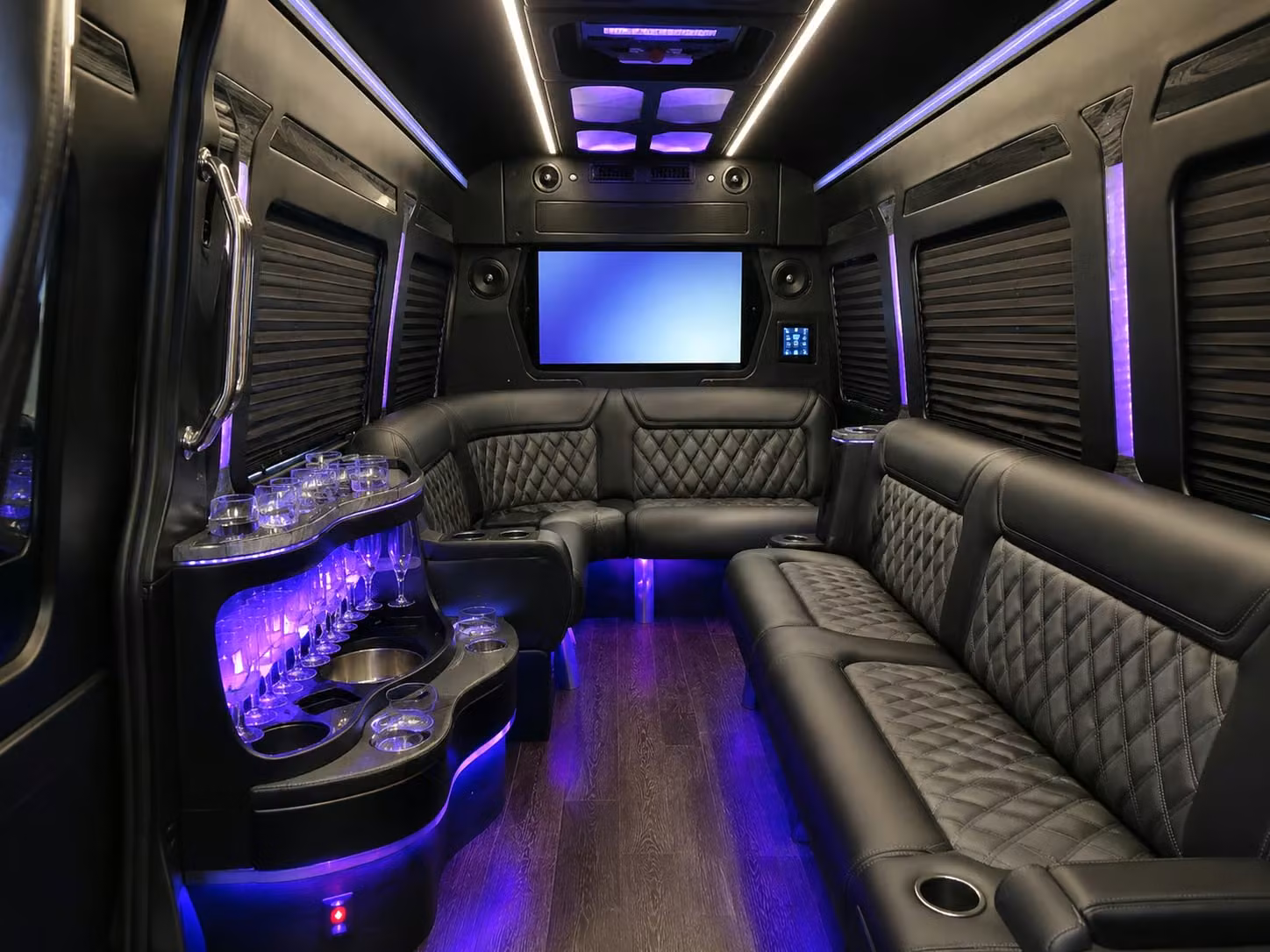 booking an akron school field trip or sports team bus has never been simpler